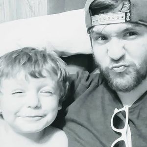 Meet your Posher, Avery